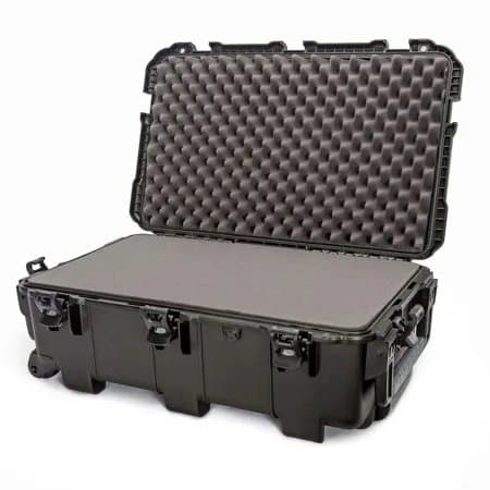 Nanuk 962 Wheeled Waterproof Hard Case with Cube Foam Insert, 31.1x19.5x11.1", Black