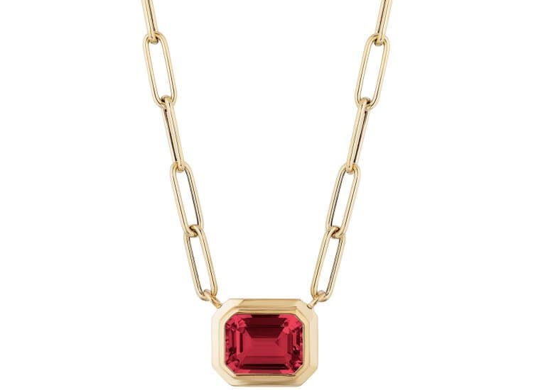 Goshwara Manhattan Pendant with Emerald Cut Bezel Set Garnet in 18K Yellow Gold