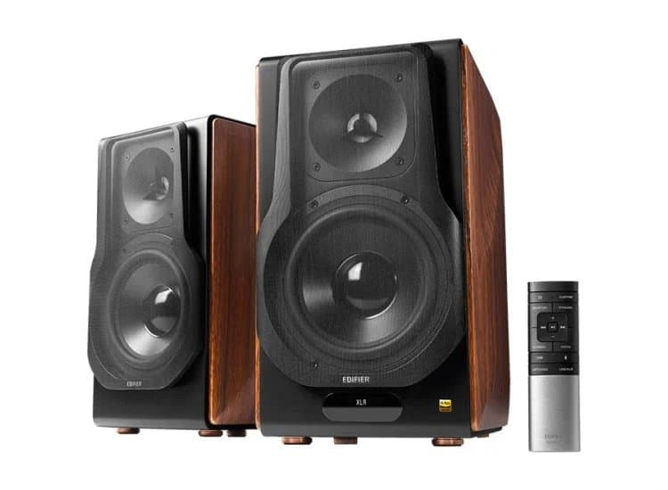 Edifier Premium 2.0 Bookshelf Speaker System in Brown (Pair)