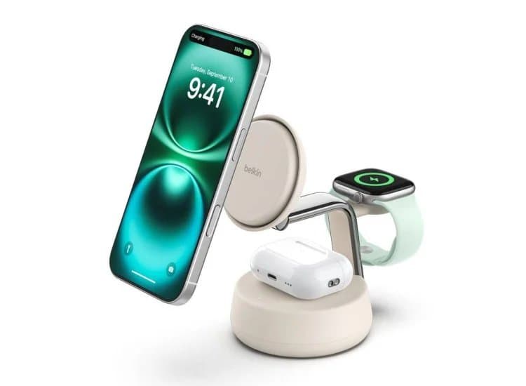 Belkin UltraCharge Pro 3-in-1 Magnetic Charger with Qi2 25W, Tan