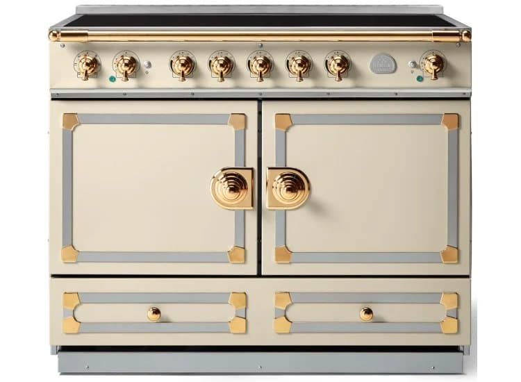 La Cornue CornuFe 110 43 In. Morning Dew With Polished Brass Accents Induction Range - C1PF-I