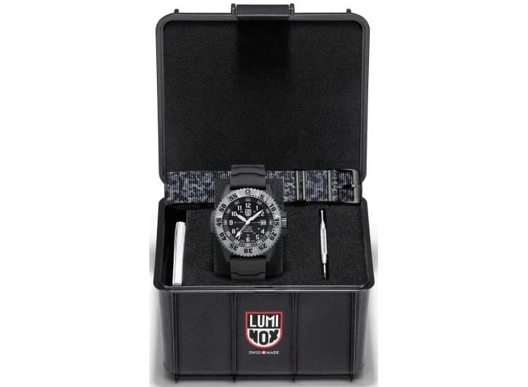 Luminox MIL-SPEC Military Watch 46mm with Black Dial