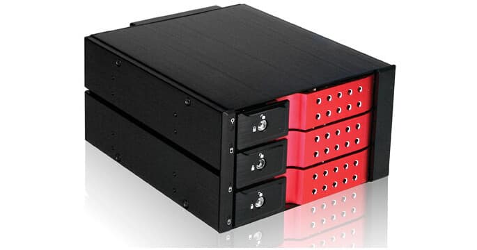 iStarUSA 2 x 5.25" to 3 x 3.5"SAS/SATA 6 Gb/s Trayless Hot-Swap Cage (Red)