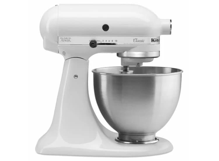 KitchenAid Classic 4.5 Qt. White Tilt-Head Stand Mixer