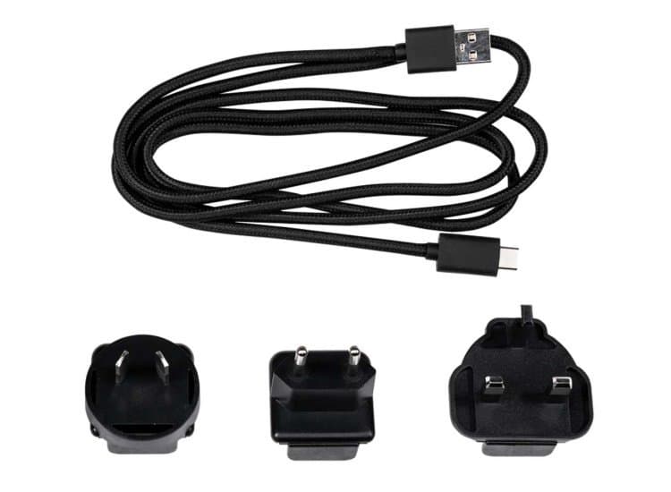 iPort Black LUXE USB Power Supply & USB-C Cable