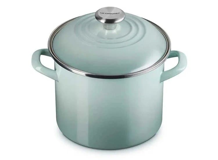 Le Creuset 6 Qt. Classic Round Stockpot, Sea Salt