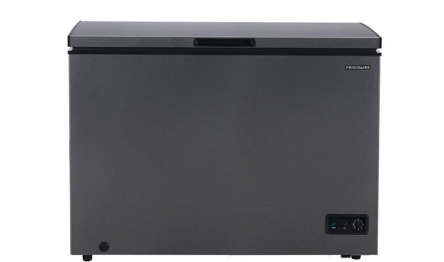Frigidaire 10 Garage Ready Chest Freezer ( Black ) n